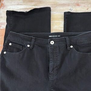 Women’s Black Jeans